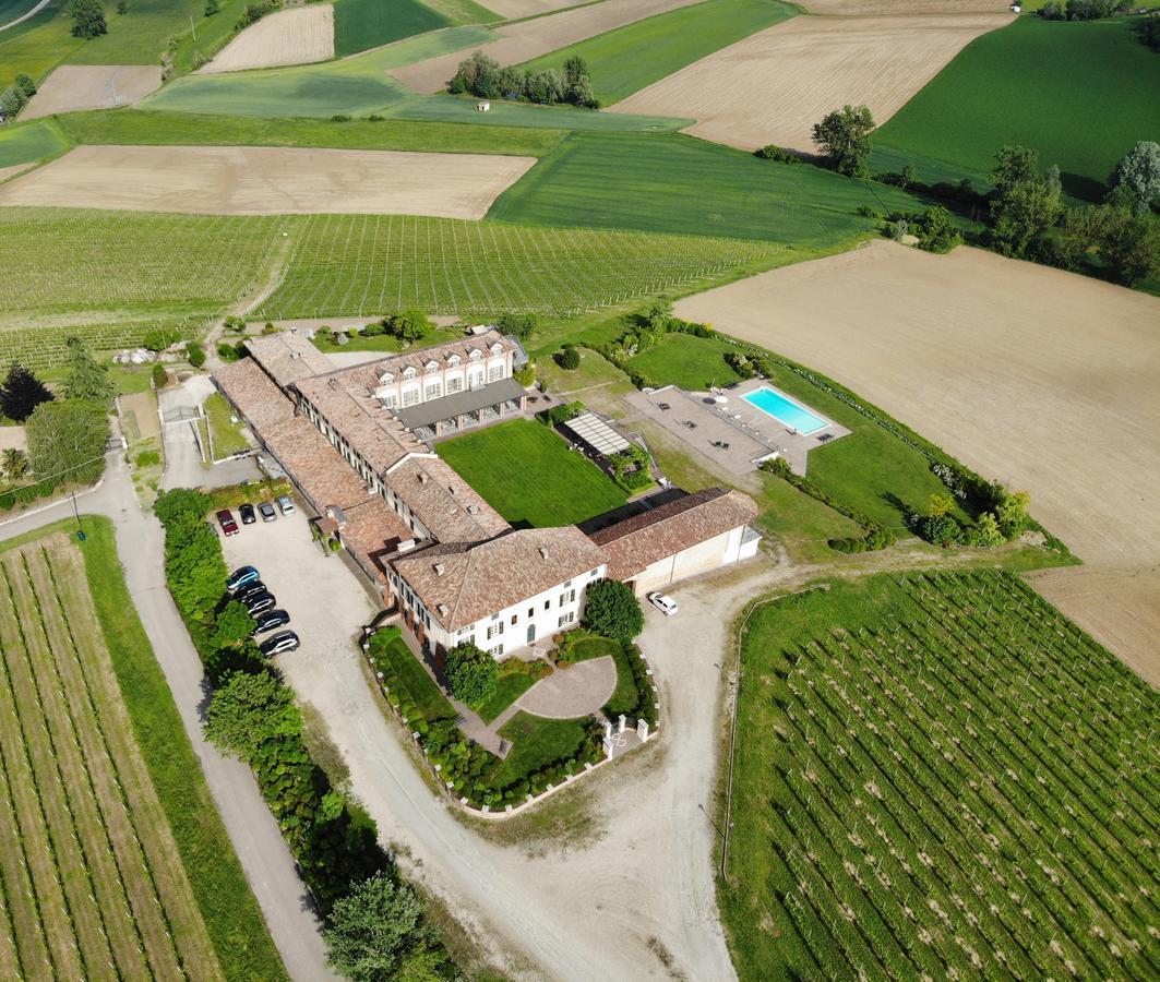 Spinerola Hotel Restaurant E Spa Arborea Moncalvo Dış mekan fotoğraf